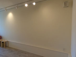 Gallery Deepdanの展示室内